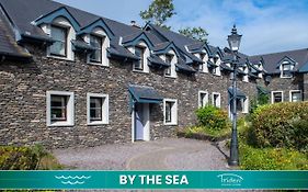 Dingle Courtyard Cottages 4 Bed By Trident Holiday Homes